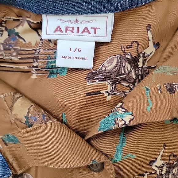 ARIAT Button Up Shirt Large Cowboy Print Western Outdoor Ranch - Picture 6 of 6